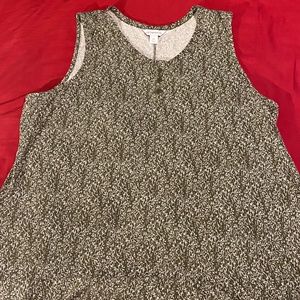 Comfortable Three Button Cotton Tank